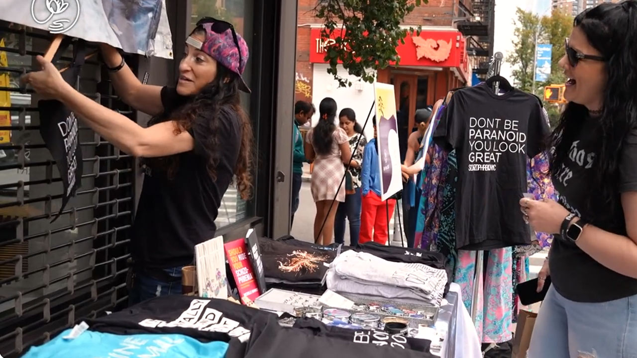 Michelle Hammer and My Hero 360 donate to Fountain House Gallery!