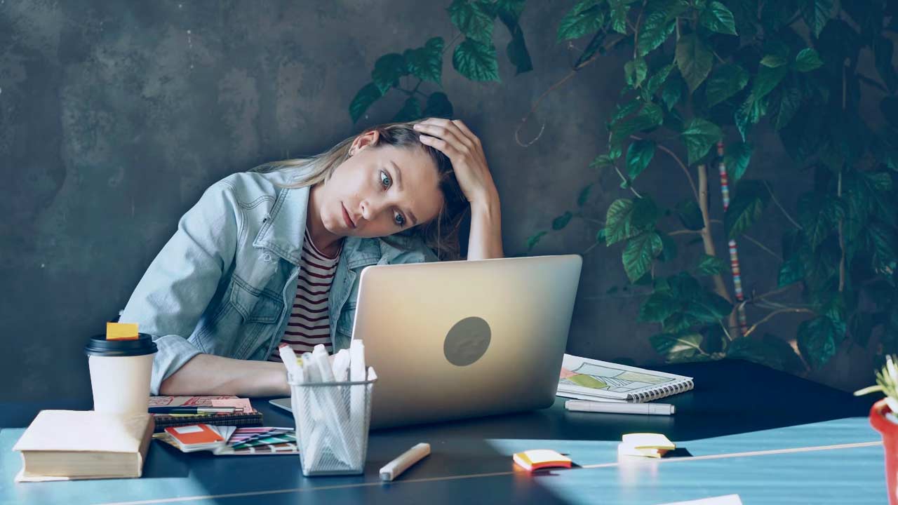 Schizophrenic.NYC Mental Health Clothing Brand How to Overcome Job Burnout and Make a Fresh Start