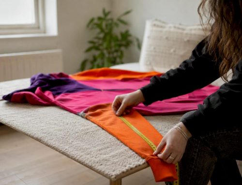 How to Use a Hoodie Size Guide to Get a Perfect Fit