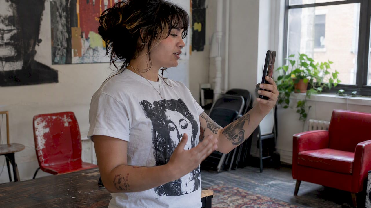 Advocate recording a schizophrenia awareness video